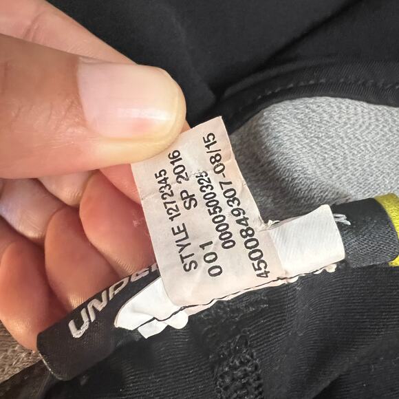 Under Armour Black Athletic Skort Golf Tennis Skirt Built-In Shorts Size 2 - Picture 10 of 13